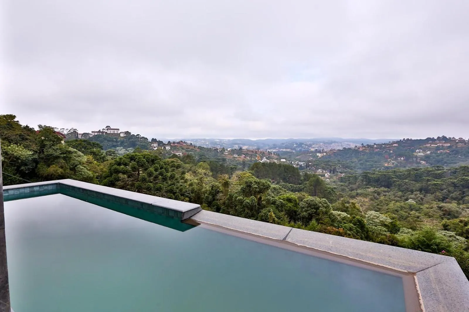 Hotel Carpe Diem Boutique & Spa Campos do Jordao